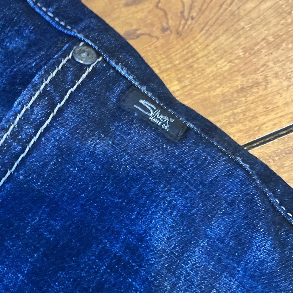 Silver Grayson Jeans - Picture 6 of 9